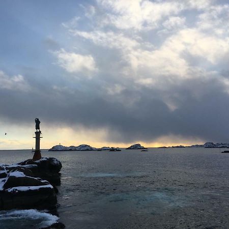 Svinoya, Hyggelig Leilighet Svolvær Exteriör bild