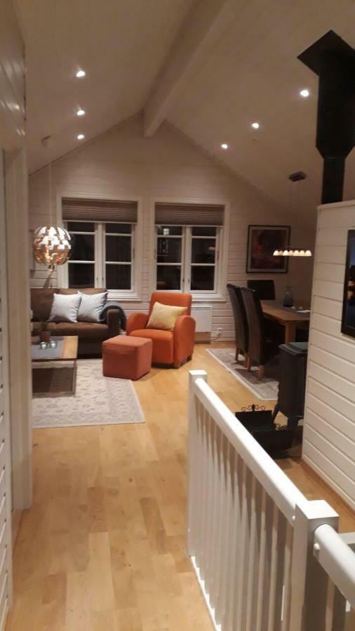 Svinoya, Hyggelig Leilighet Svolvær Exteriör bild